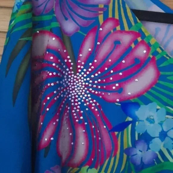 Lane Bryant VNeck    Cap Sleeve Hawaiian Print Tunic - Picture 2 of 4